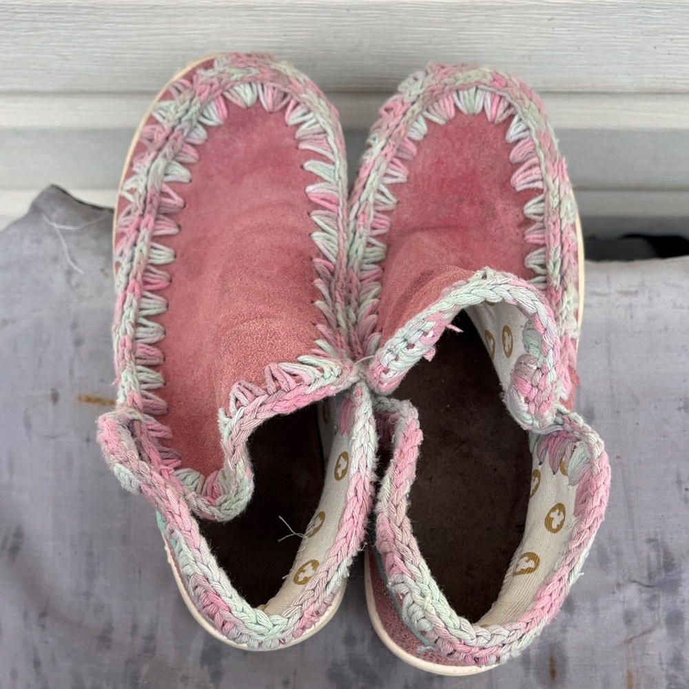 MOU Ladies Pink Suede Slip-On Moccasin Sneakers with Multicolor Crochet Trim-7 - Picture 3 of 10